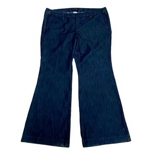 Z. Cavaricci Size 22 Flare Leg Dark Wash Jeans - Smoke Free/Pet Free Home